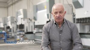 5 presse piegatrici Vimercati di cui una in cella robotizzata - case history LaserPoint- Vimercati presse piegatrici (1)